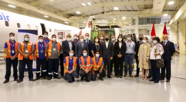 Egresados en Ingeniería Aeronáutica trabajan en el primer centro de mantenimiento de aviones de Paraguay