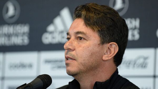 Marcelo Gallardo sale en defensa de Lionel Messi