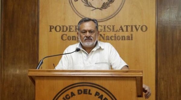 Senador pide urgente intervención del Gobierno en la fijación de precio de combustibles