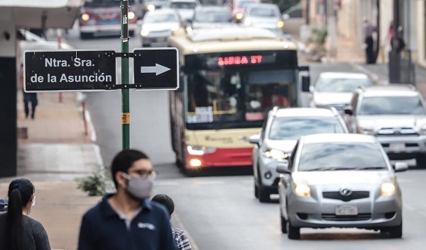 Ponen en circulación buses con servicio gratuito por “sobredemanda” de usuarios