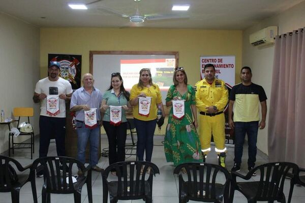 Urgen a Itaipú pago de flete de dos carros hidrantes - ABC en el Este - ABC Color