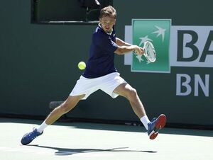 Medvedev cae en Indian Wells y le devuelve el número uno mundial a Djokovic - Tenis - ABC Color