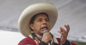 La Nación / Por “incapacidad moral”, Congreso de Perú acepta debatir pedido de destitución de Castillo