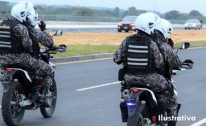 Motopatrullas del Grupo Lince rozan y policías resultan lesionados