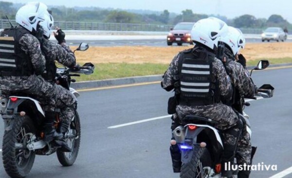 Motopatrullas del Grupo Lince rozan y policías resultan lesionados
