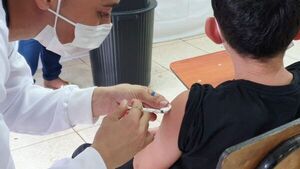 Se mantiene baja cobertura de vacunación anti covid en Alto Paraná - ABC en el Este - ABC Color
