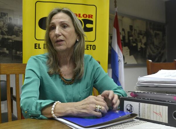Pilar Callizo celebra aprobación de paridad en listas legislativas del PLRA - Nacionales - ABC Color