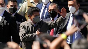 El Congreso de Perú aprueba debatir la moción de destitución contra Castillo