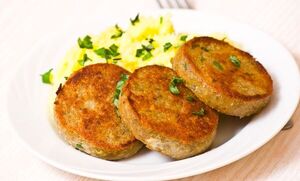 Anotá esta receta de hamburguesas de pescado para un almuerzo sin complicaciones - Gastronomía - ABC Color