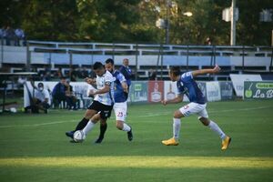 Pobre empate sin goles en Villarrica