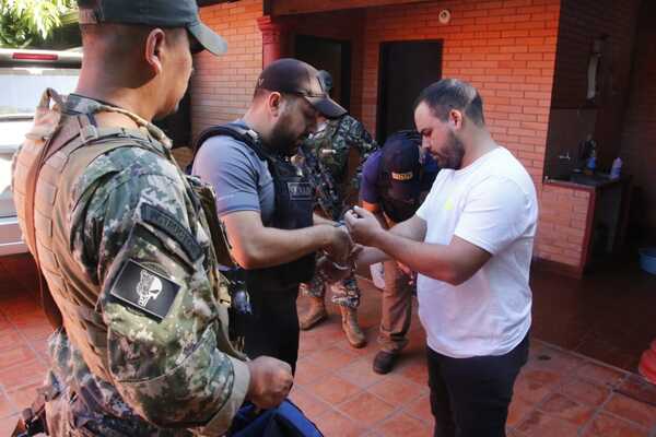 Diario HOY | Capturan a un piloto aviador y allanan depósitos ligados al "clan Insfrán"