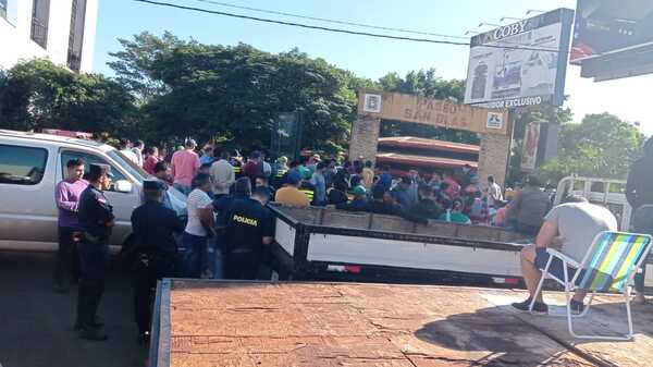 Se manifiestan contra la suba del combustible en Ciudad del Este - 1000 Noticias