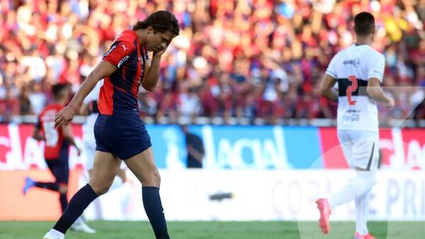 Crónica / ¿Cuántos partidos pasarán para que Moreno Martins haga su primer gol?