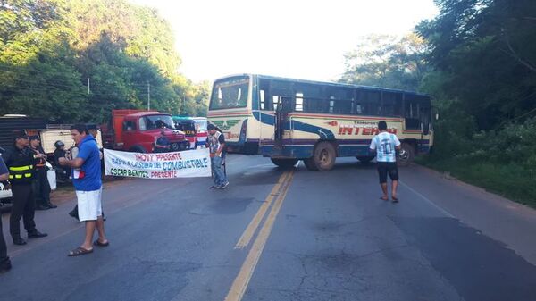 Oleros de Itá siguen con cierres intermitentes de la Ruta PY01 - Nacionales - ABC Color