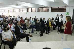 Ministerio y el sector privado fortalecen vínculos para promover nuevos empleos - .::Agencia IP::.