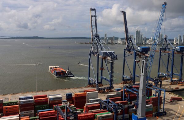 La infraestructura y rebaja de aranceles, apuestas de CAF para el comercio regional - MarketData