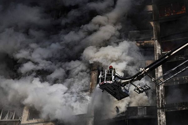 Video: bombardeos llegan a zonas residenciales de Kiev - Mundo - ABC Color