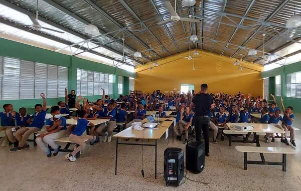 “Salvando Vidas” llegó hasta República Dominicana con charlas de prevención