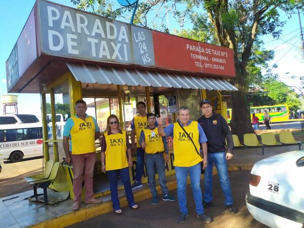 Crónica / ¡Eterna guerra! Taxistas piden que se le cobre impuestos a plataformas