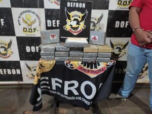 Incautan 18 kilos de cocaína empaquetada en Sanga Puitã y detienen a un joven - Radio Imperio