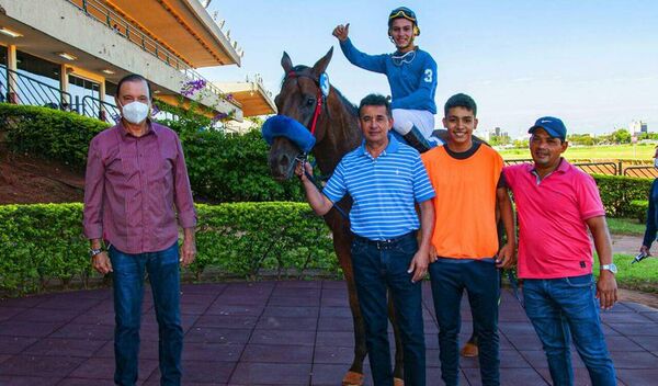 Ocho El Nero gana la central del domingo en el hipódromo de Asunción - Polideportivo - ABC Color