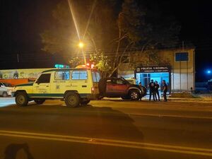 Atacan a balazos otra ambulancia sobre ruta PY03 - Nacionales - ABC Color