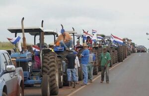 “El campo calienta los motores de sus tractores”, advierte la UGP ante crisis del combustible - Radio Imperio