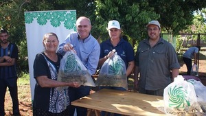 EXITOSO PROGRAMA DEPARTAMENTAL DE PISCICULTURA CONTINÚA CON EL CRONOGRAMA DE ENTREGA DE ALEVINES - Itapúa Noticias