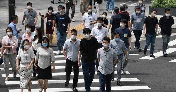 La Nación / Corea del Sur reporta 400.000 casos de COVID-19, una cifra récord