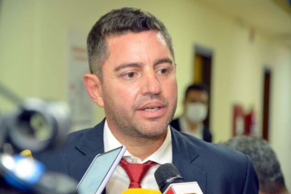 Intento de juicio político a FGE: Alliana lamenta que algunos diputados se presten al “show de Kattya” - ADN Digital