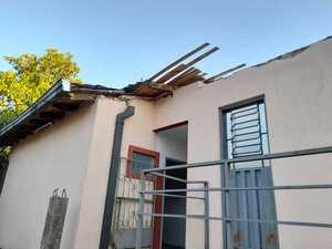 Piden ayuda para reparar techo de un pabellón del hogar Santa María