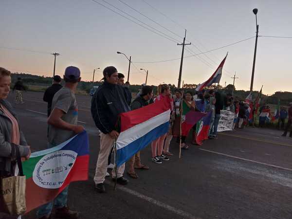 Diario HOY | Campesinos también marchan contra suba del combustible y otros puntos