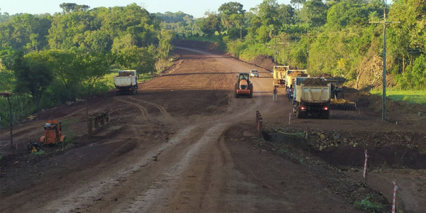 ITAPÚA: AVANZAN OBRAS VIALES PARA CONECTAR LA RUTA PY07 Y EL ACCESO A PUERTO DOS FRONTERAS - Itapúa Noticias