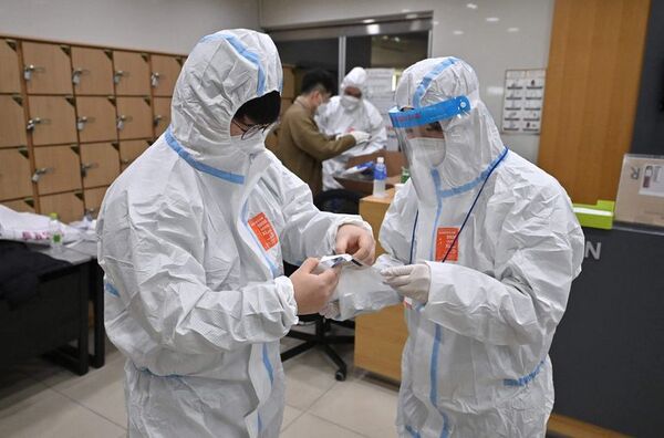 Récord de casos de covid en Corea: más de 400.000 en un día - Mundo - ABC Color