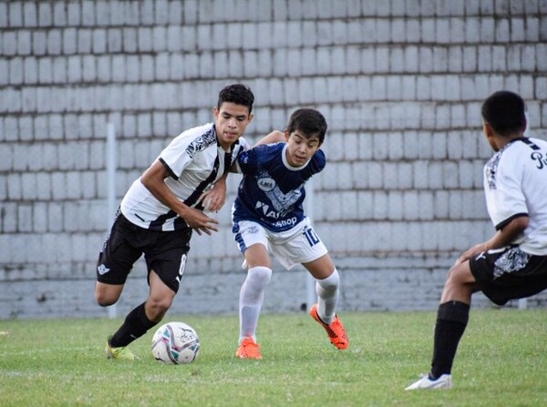 Sub 14: La fecha 5 solo supo de victorias - APF