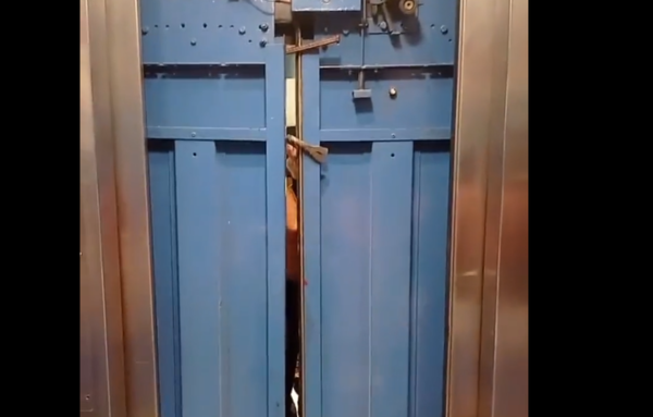 Caída de ascensor en el shopping: “nos llevamos el susto de nuestras vidas”, dice víctima
