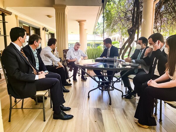 Petropar bajará G. 500 precios del diésel común y nafta 93 | OnLivePy