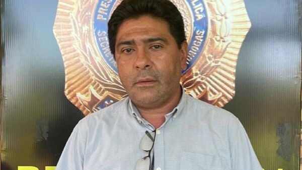 Senad detiene a contador vinculado a esquema de lavado de dinero