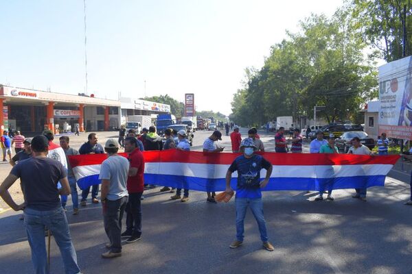 Empresas de transporte público suspenden servicios en Villarrica - Nacionales - ABC Color