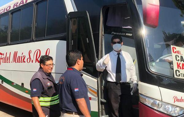 Cortes de ruta obliga a buses de media y larga distancia a suspender servicios