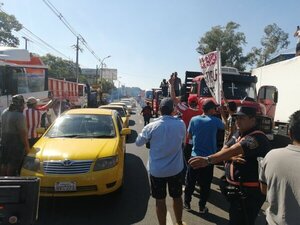 Varios gremios de transportistas rechazan la reducción de G. 500 del diésel - ADN Digital