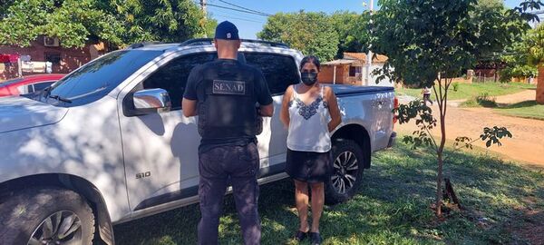 “A ultranza”: Detienen a mujer presuntamente vinculada al tráfico de drogas - Nacionales - ABC Color