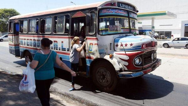 San Lorenzo: Transportistas y concejales mantendrán reunión para tratar suba del pasaje