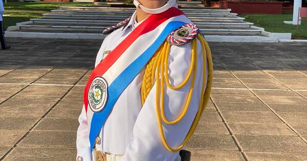 La Nación / Oficial de Paraguarí accede al ascenso de categoría brigadier