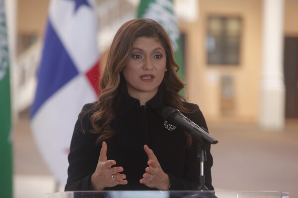 Panamá solicita formalmente a EE.UU. la revisión puntual de acuerdo comercial - MarketData