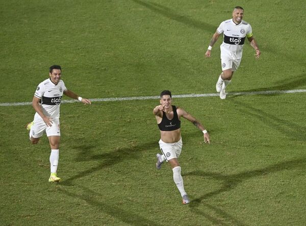 Olimpia vs. Fluminense: otra noche épica para remontar y clasificar - Olimpia - ABC Color