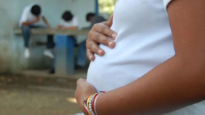 Hombre recibe condena de 18 años por abusar de una niña