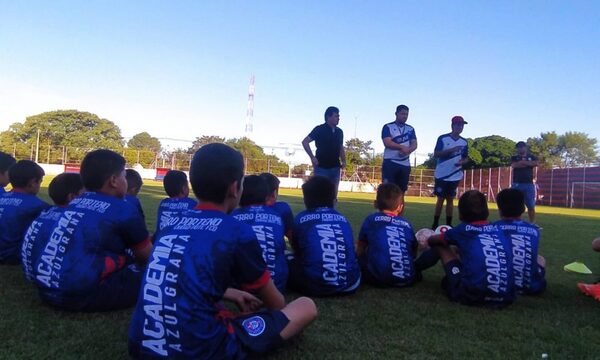 Academia Azulgrana inició actividades oficiales
