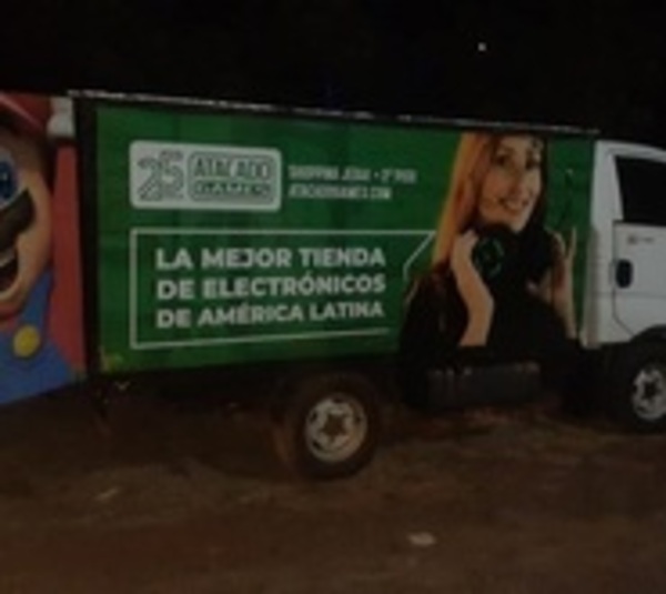 Entre 10 asaltaron y robaron cargamento de celulares en CDE - Paraguay.com