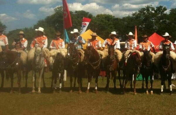 En el marco los festejos patronales; Caballería Sanjosiana, organiza corrida de toros y la gran jineteada - Noticiero Paraguay